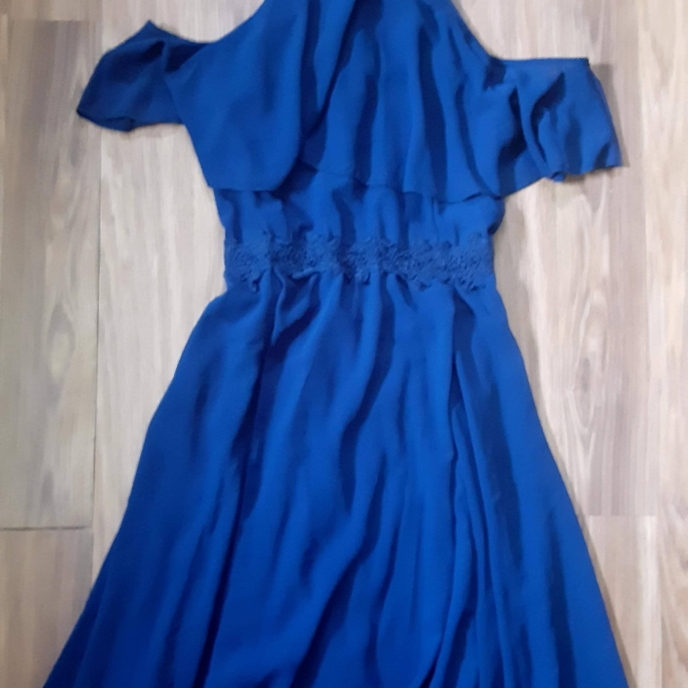 2 size medium dresses
